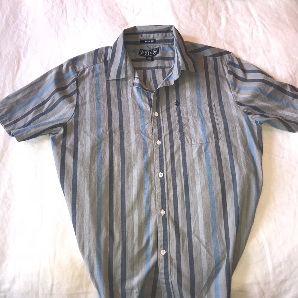 VOLCOM Shirt